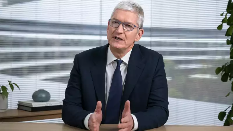 Apple CEO Tim Cook accuses Facebook for polarizing the World