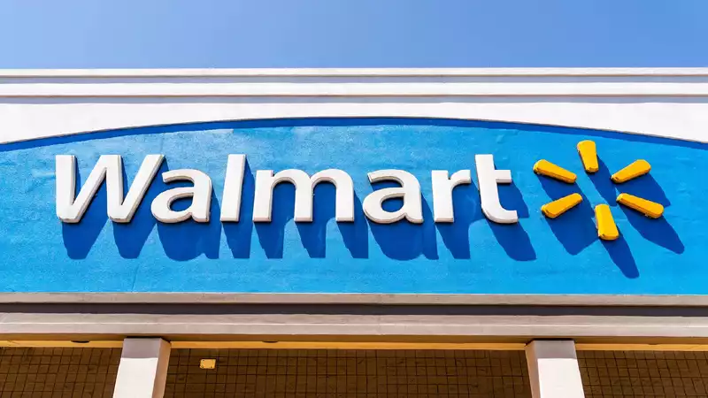 Spring sale at Wal-Mart: 50% off appliances, patio furniture and more