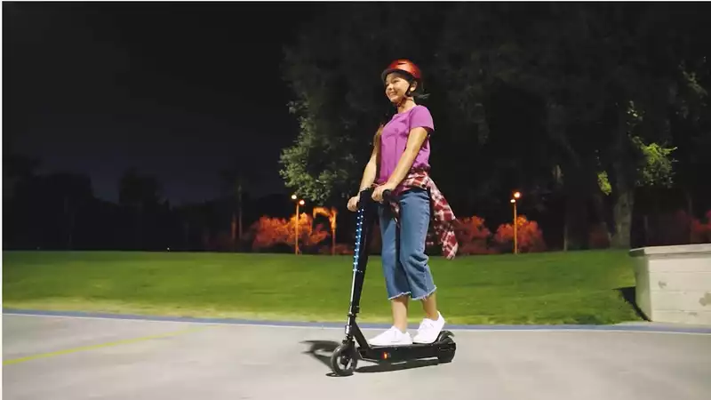 This new razor electric scooter has built-in LEDs and Bluetooth speakers