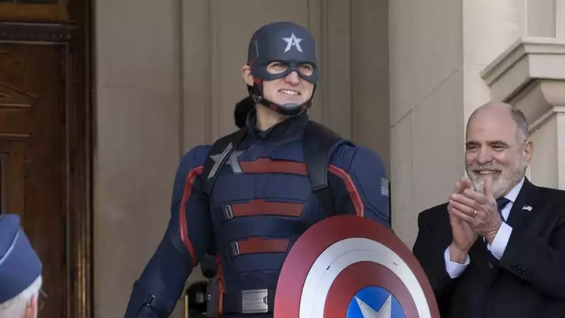 Winter Soldier Trailer Preview Big Captain America Battle with the Falcon