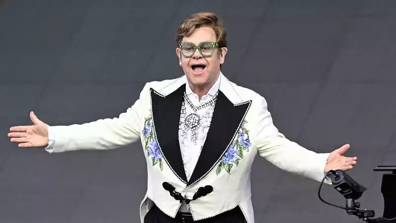 How to Watch Elton John Online for Free at Glastonbury, Full Sunday Lineup