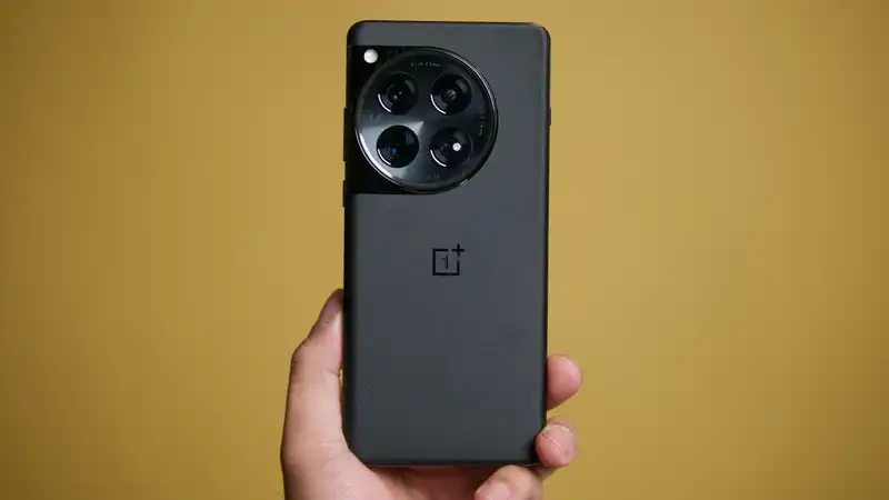 OnePlus13 Early Leaks Suggest Significant Camera Upgrade