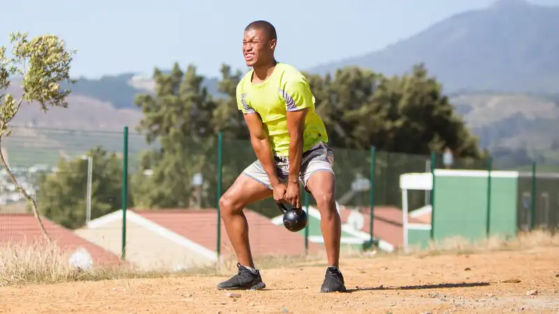 A 20-minute workout to build muscle and burn fat, all you need is one kettlebell.