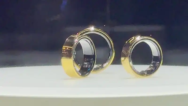 I saw Samsung's Galaxy Ring up close at MWC 2024 and it looks even better in person.