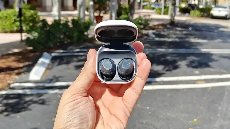 Samsung's AI-powered "Live Translate" is coming to Galaxy Buds - what we know