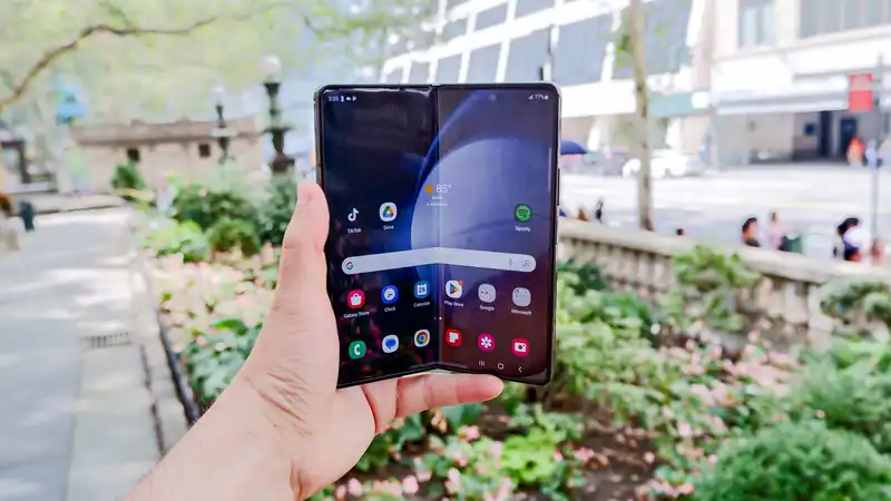 Samsung Galaxy Z Fold 6 may have a low-cost version - here's what we know