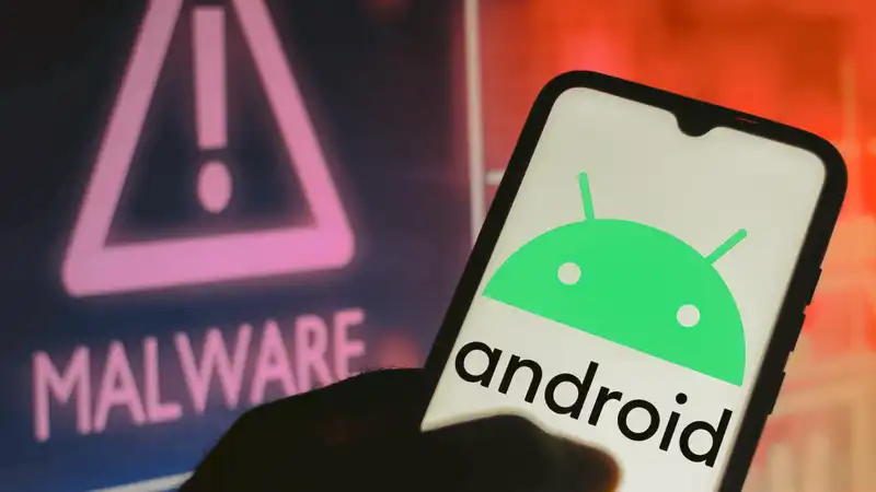 A new security flaw in Android allows hackers to take control of apps.