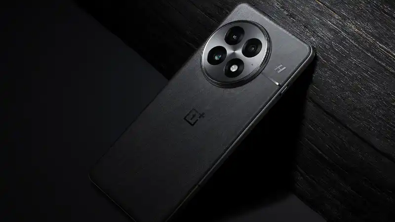 OnePlus 13 Images Leaked - This is the First Look at the Flagship Model